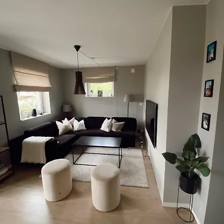 With Two Bedrooms At Kronstad, * برغن